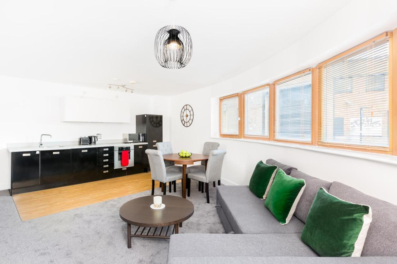 Washington 2 Bedroom Apartment By The Cube & Mailbox & Private Terrace 伯明翰 外观 照片