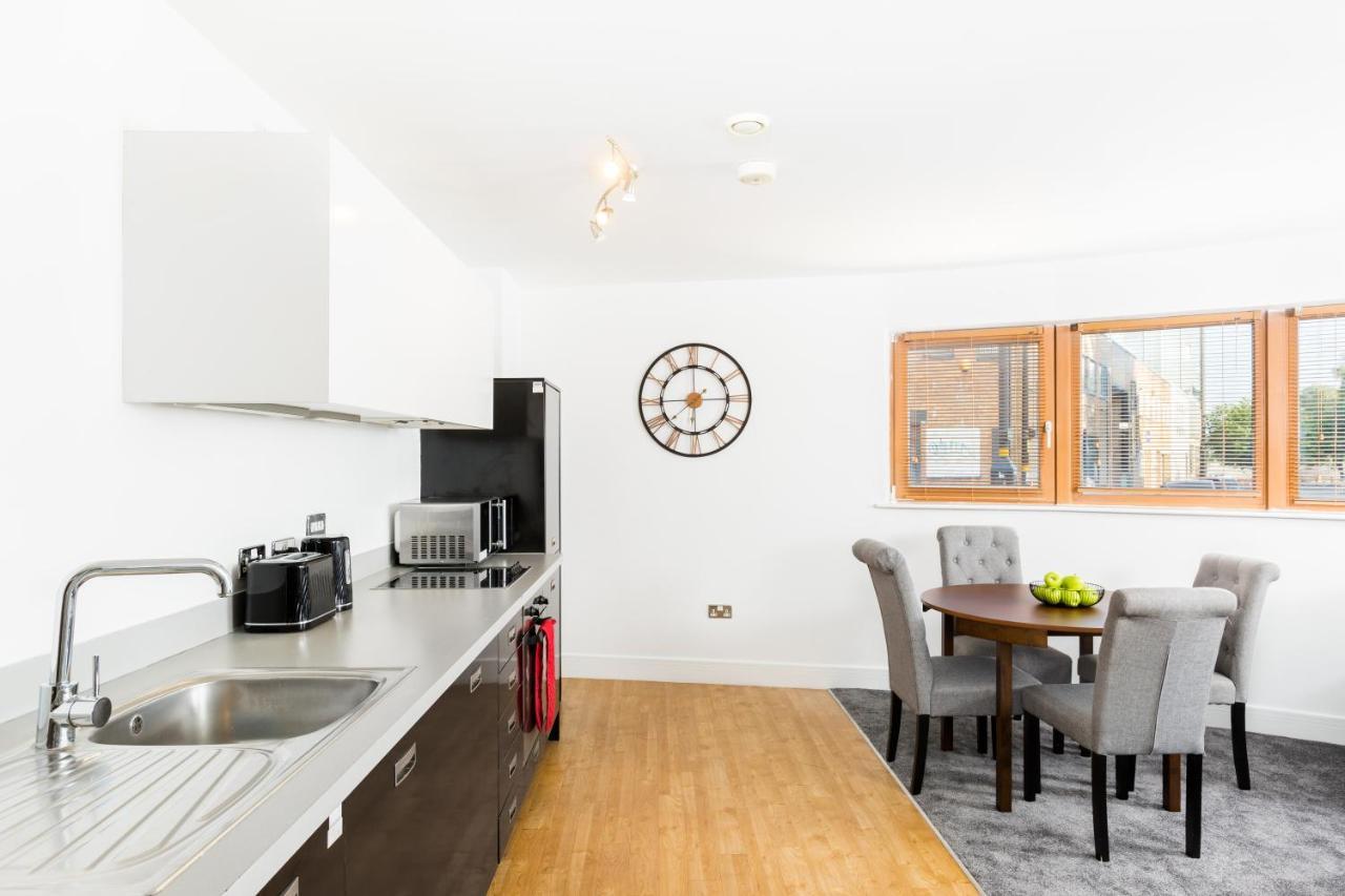 Washington 2 Bedroom Apartment By The Cube & Mailbox & Private Terrace 伯明翰 外观 照片